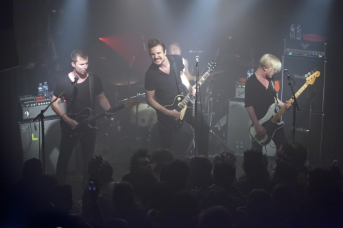 30 (1) (1) (1) (1) (1) (1) (1) (1)