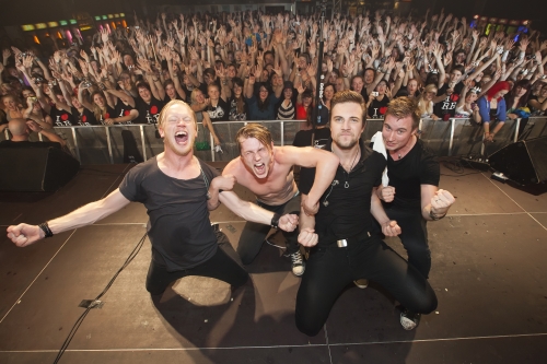 35 (1) (1) (1) (1) (1) (1) (1)