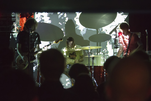 A-Place-To-Bury-Strangers-09