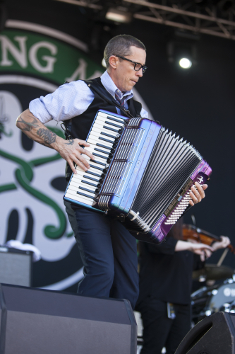 Flogging-Molly-02