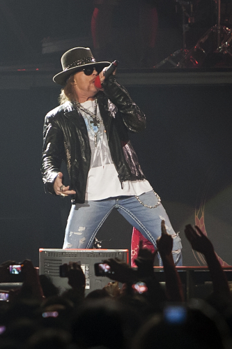 Guns-N-Roses-01