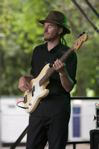 Heather-Frahn-And-The-Moonlight-Tide-04