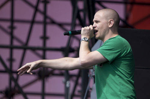 Hilltop-Hoods-01 (1) (1) (1)