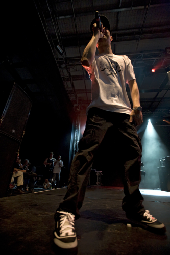 Hilltop-Hoods-02 (1) (1) (1) (1) (1) (1)