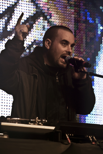 Hilltop-Hoods-03 (1) (1) (1) (1) (1) (1) (1)