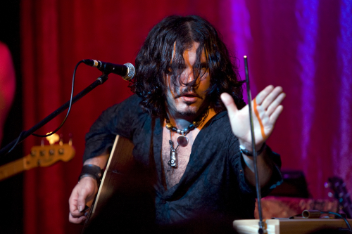 Jeff-Martin-And-The-Armada-04