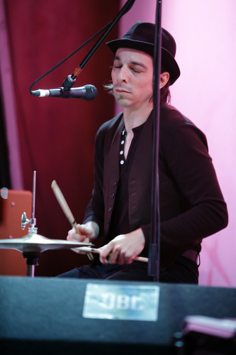 Joan-As-Police-Woman-02