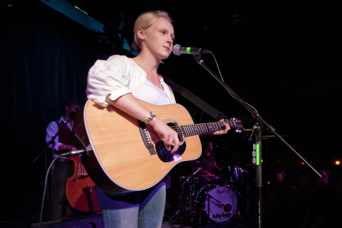 Laura-Marling-07