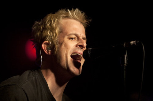 No-Use-For-A-Name-01