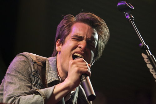 Panic-At-The-Disco-01