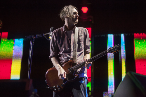 Red-Hot-Chili-Peppers-04