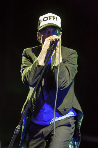 Red-Hot-Chili-Peppers-05