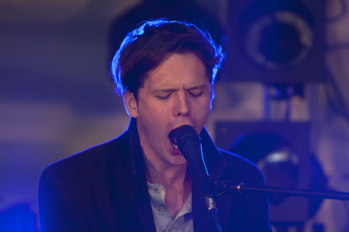 Steering-By-Stars-01 (1)