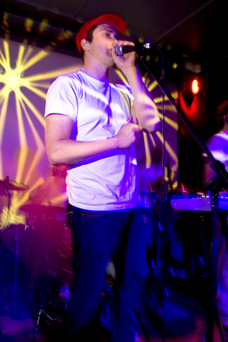 The-Levitators-05 (1)