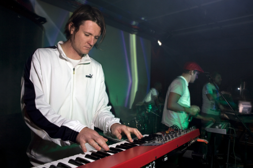 The-Levitators-07 (1)