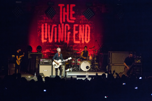 The-Living-End-09