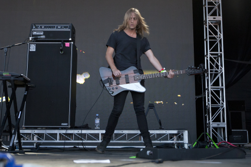 The-Naked-And-Famous-06