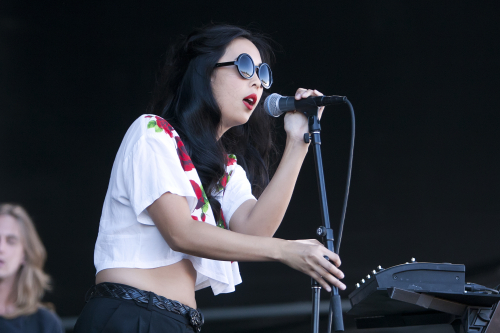 The-Naked-And-Famous-08