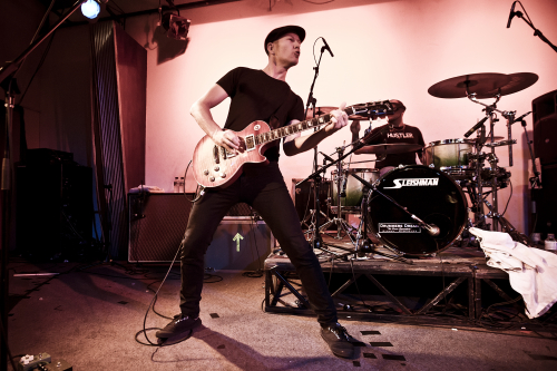 The-Screaming-Jets-06 (1)