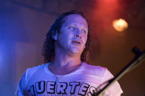 The-Screaming-Jets-09