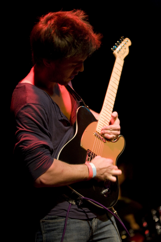 The-Shiny-Brights-01 (1) (1) (1)