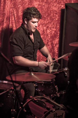 The-Shiny-Brights-03 (1) (1) (1) (1) (1) (1)