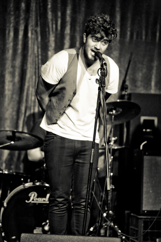 The-Shiny-Brights-03 (1) (1) (1) (1) (1) (1) (1)