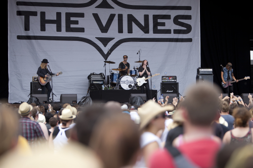 The-Vines-06