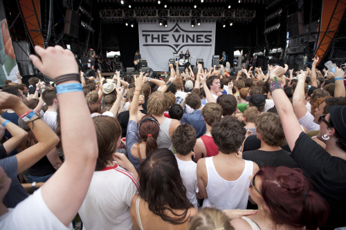The-Vines-07