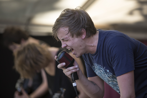 Walking-With-Thieves-01