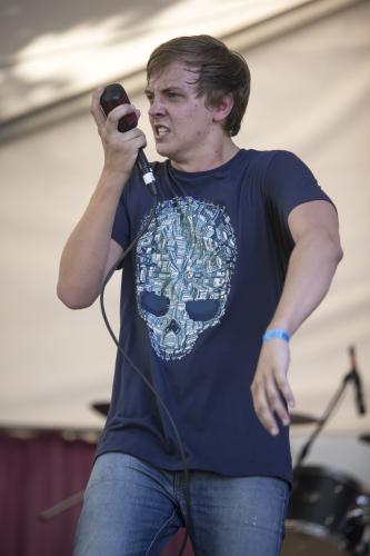 Walking-With-Thieves-06