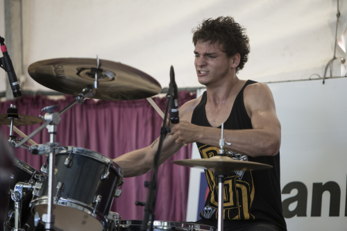 Walking-With-Thieves-09