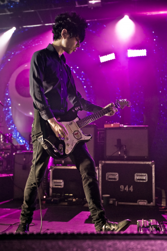 Yeah-Yeah-Yeahs-04 (1)