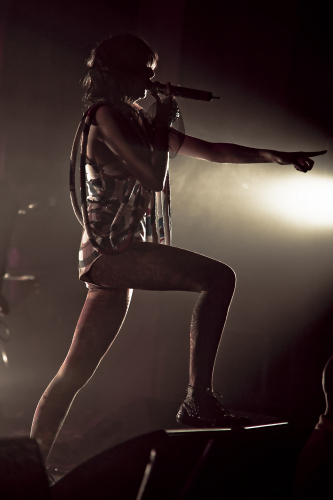 Yeah-Yeah-Yeahs-06 (1)