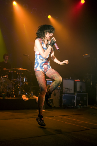 Yeah-Yeah-Yeahs-07 (1)