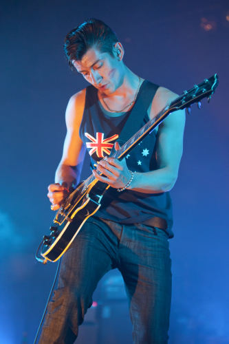 arctic-monkeys-05