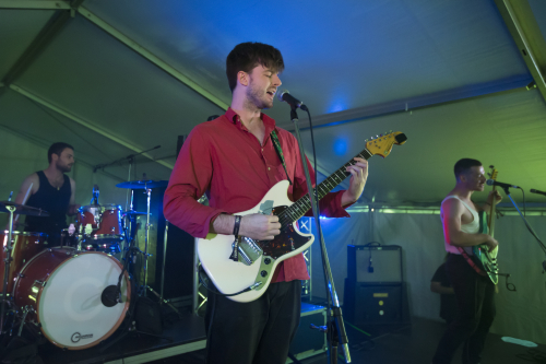 basils kite yours and owls festival 08