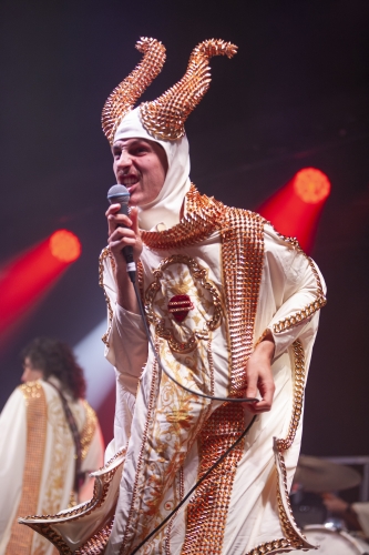 battlesnake the world is a vampire festival 03