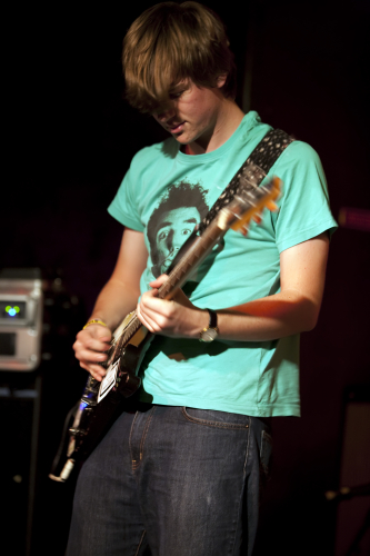 breakable-things-from-the-bookshelf-01