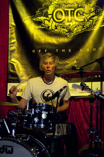 breakable-things-from-the-bookshelf-05