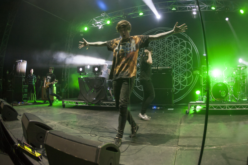bring-me-the-horizon-08