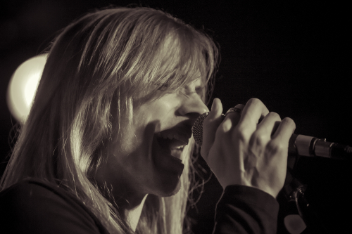 cage-the-gods-02 (1)