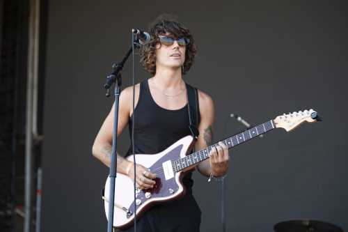 cheeky leash yours and owls 2025 01