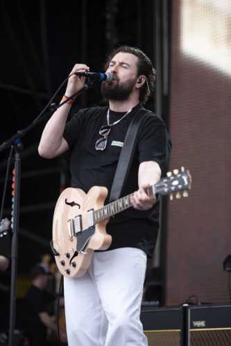 courteeners yours and owls 2025 02