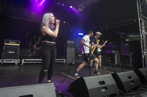 eat your heart out download festival 09