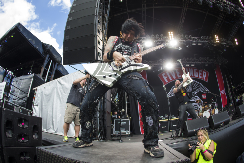 five finger death punch soundwave 14 14