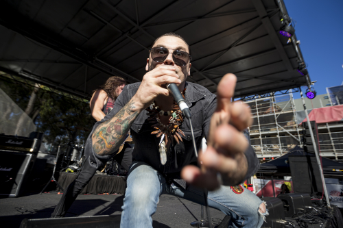 frankies world- famous house band uncaged festival 05