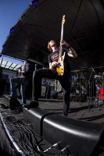 frankies world- famous house band uncaged festival 15