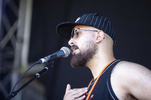 giraffehead yours and owls 2025 02