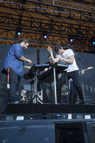 gotye beat the drum 09